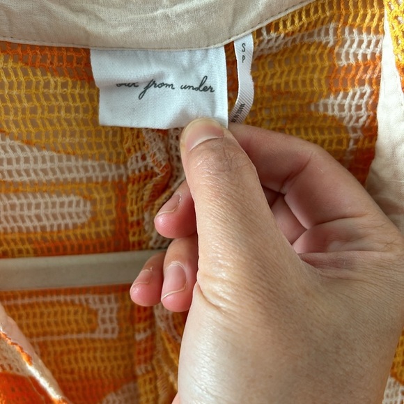 UO out from under Beach Boardwalk Buttondown Top. Size S - Picture 4 of 11